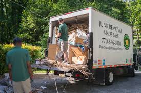 Best Carpet Removal and Disposal  in West Buechel, KY